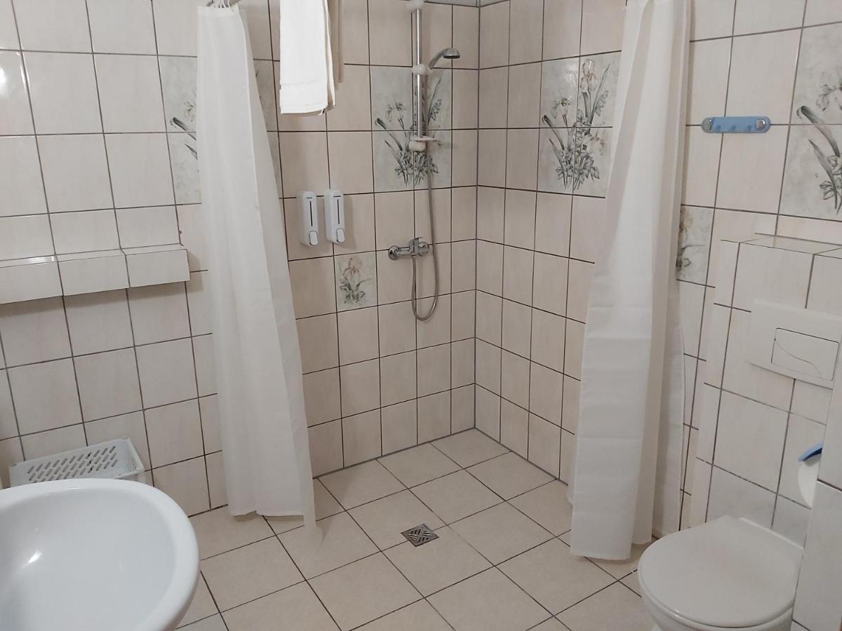 Apartamento Pokoje Podzamcze Stare Drawsko Exterior foto